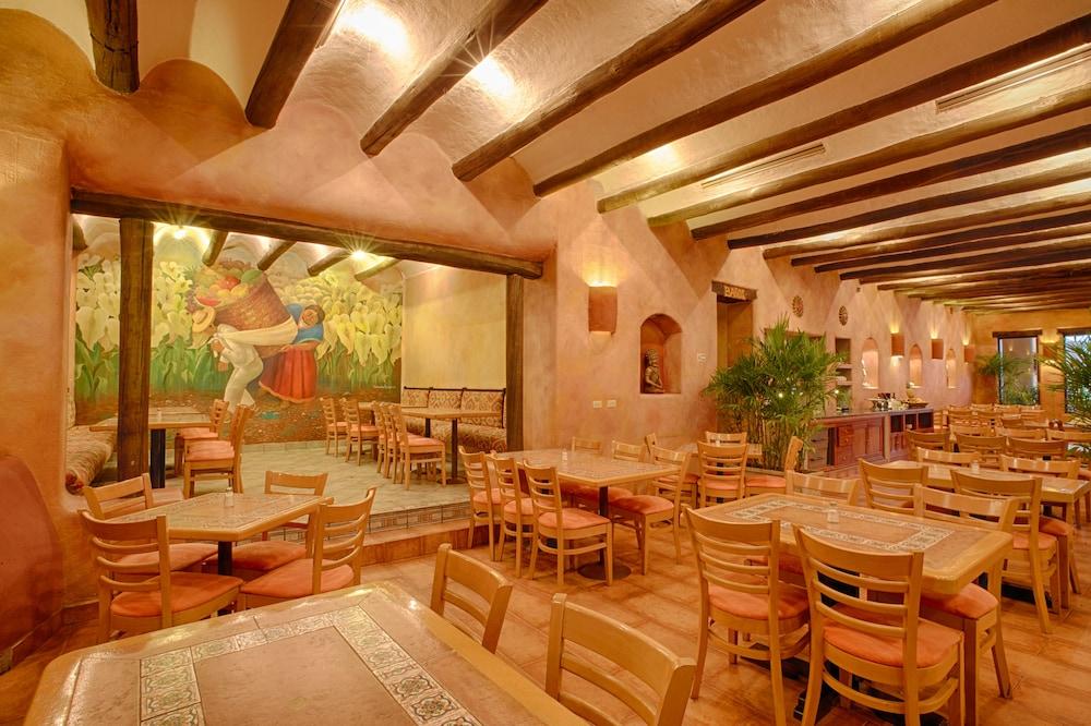Hotel Rio Amazonas Quito Exterior photo